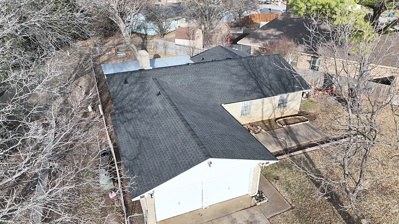 Metal Roofing by Reveles Roofing